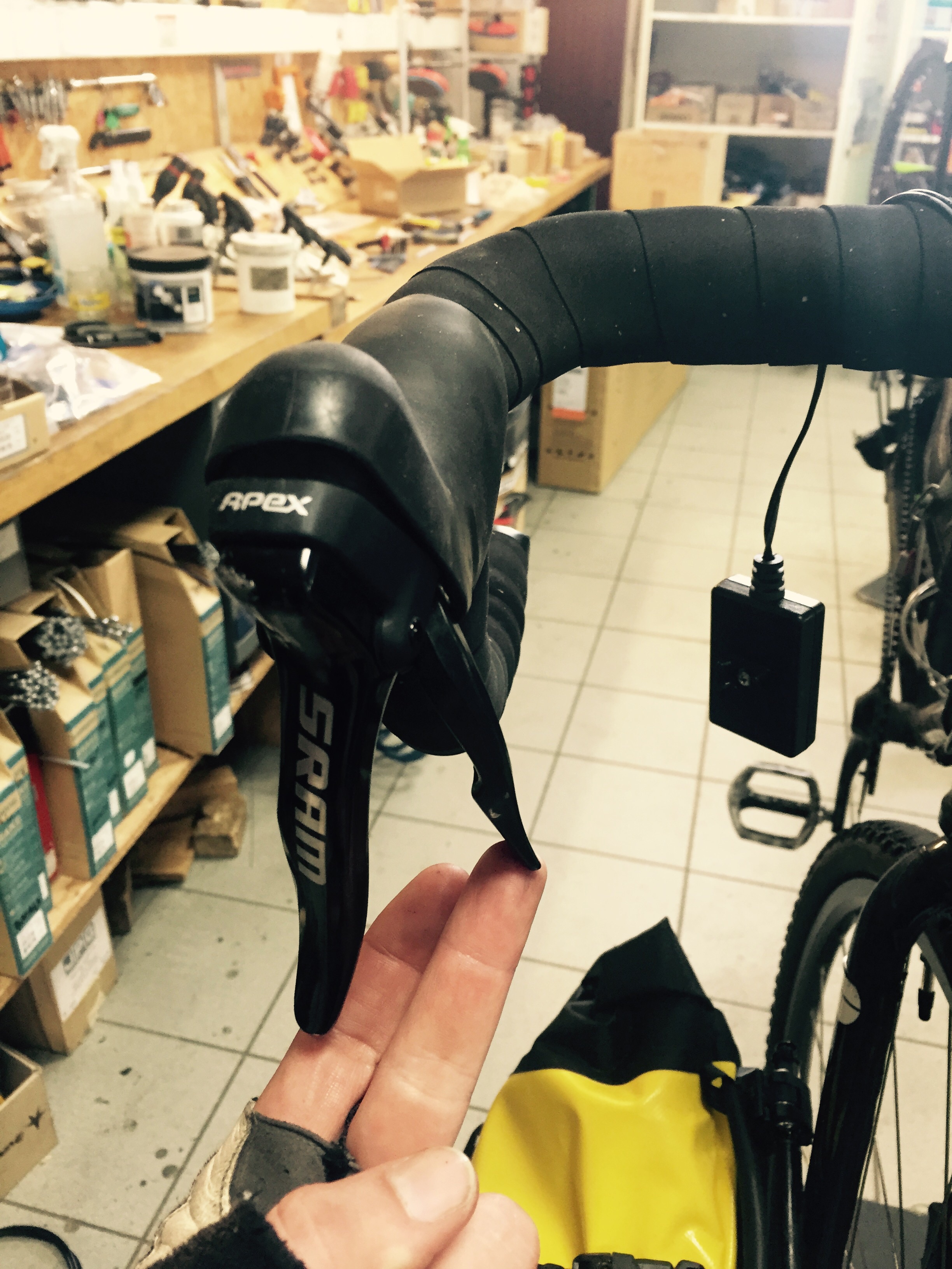 Broken SRAM shifter