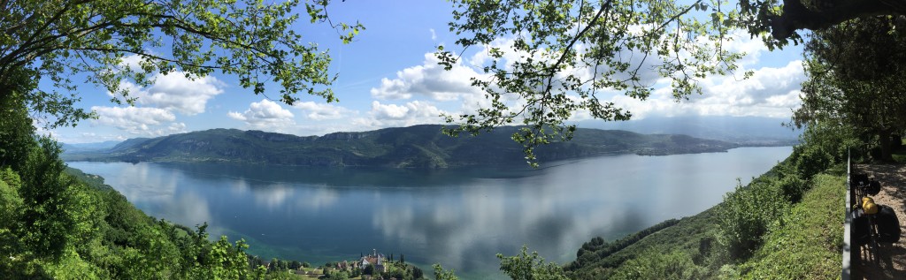 Lac du Bourget, complete with castle