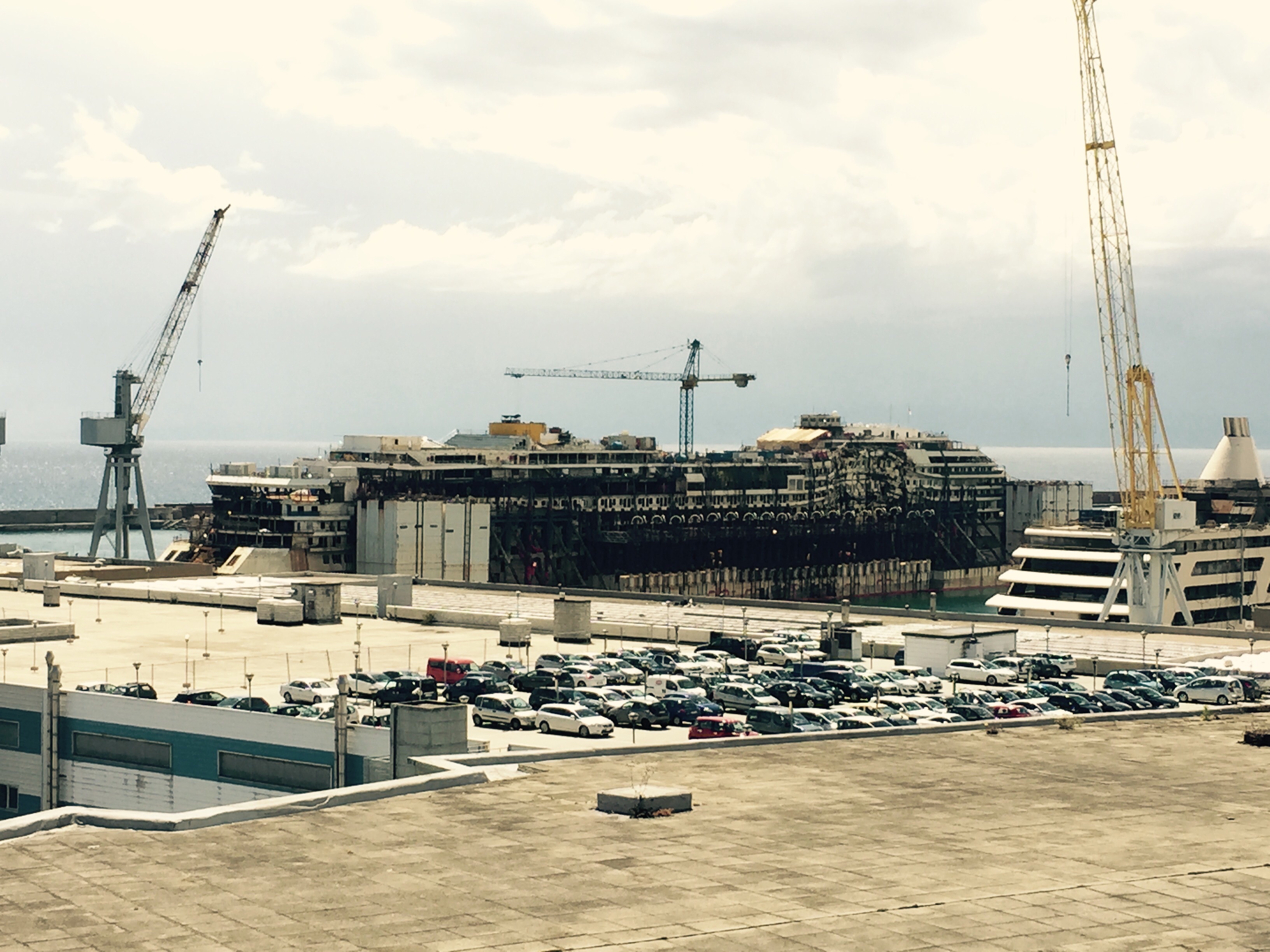 Decommissioning of the Costa Concordia