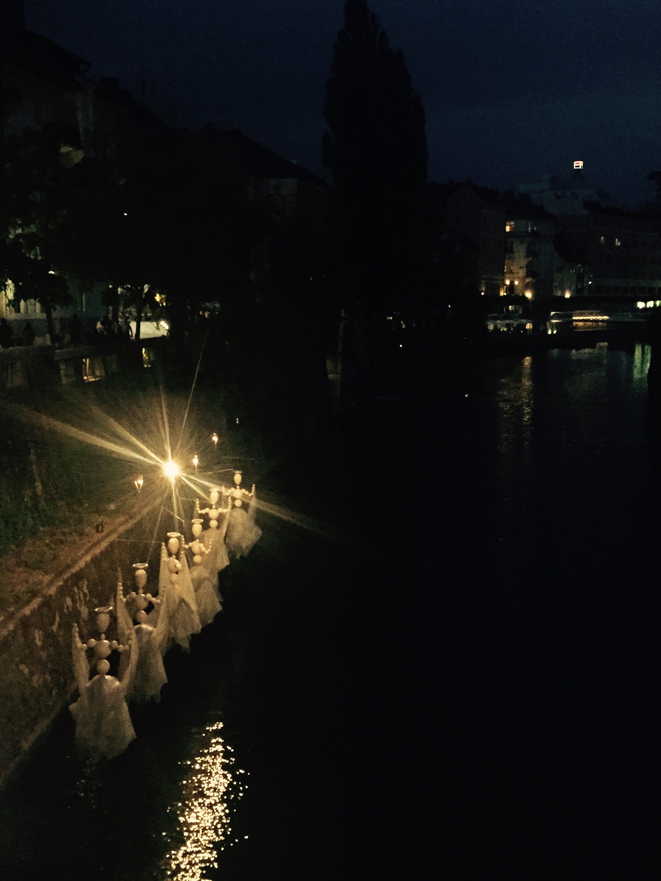 Angels by the river, Ljubljana