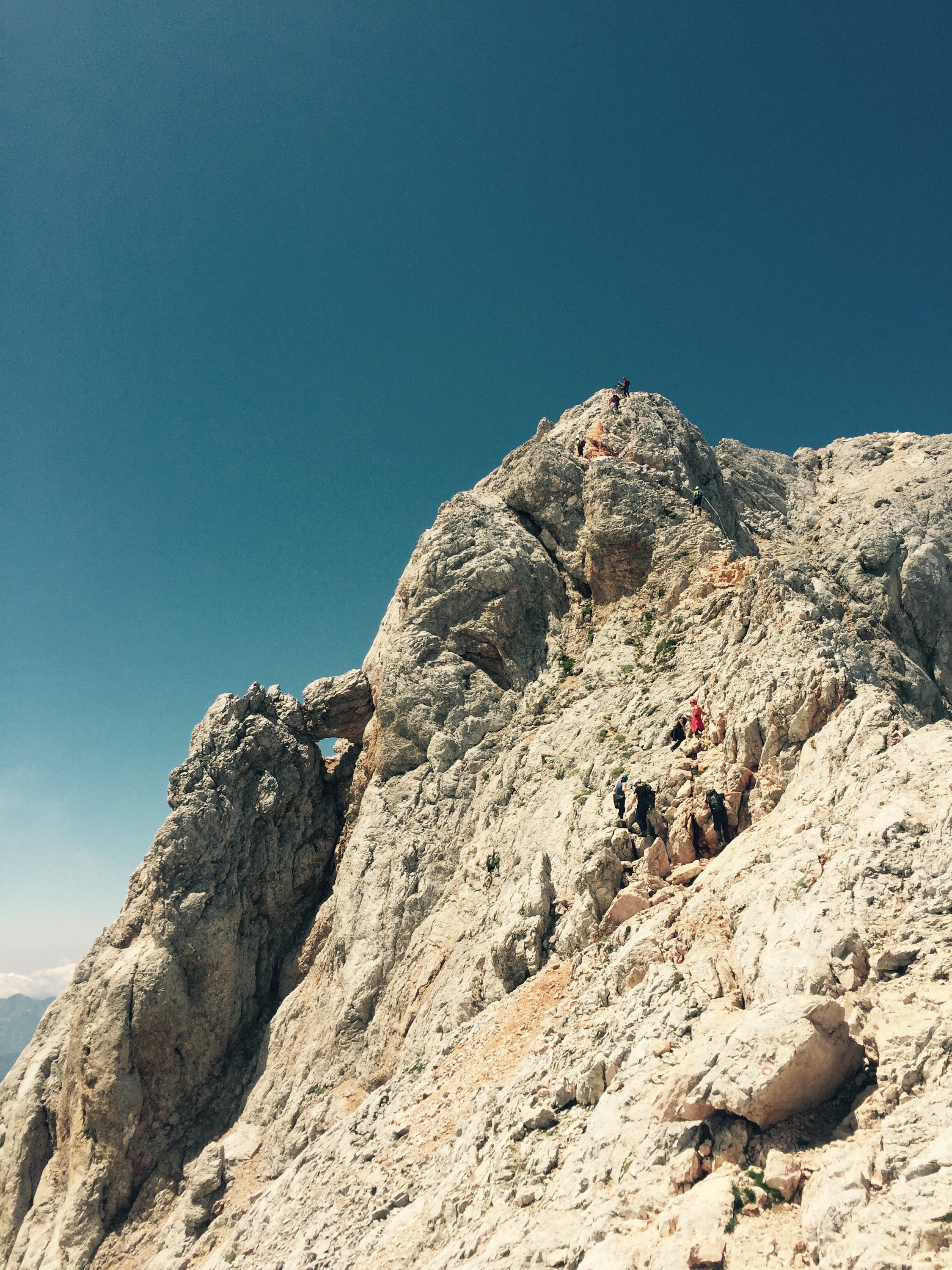 Ridge with small arch, Triglav