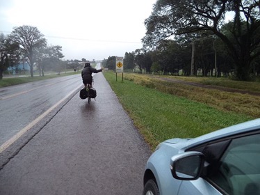 Highway hello, Iguazú, Paraná, Brazil